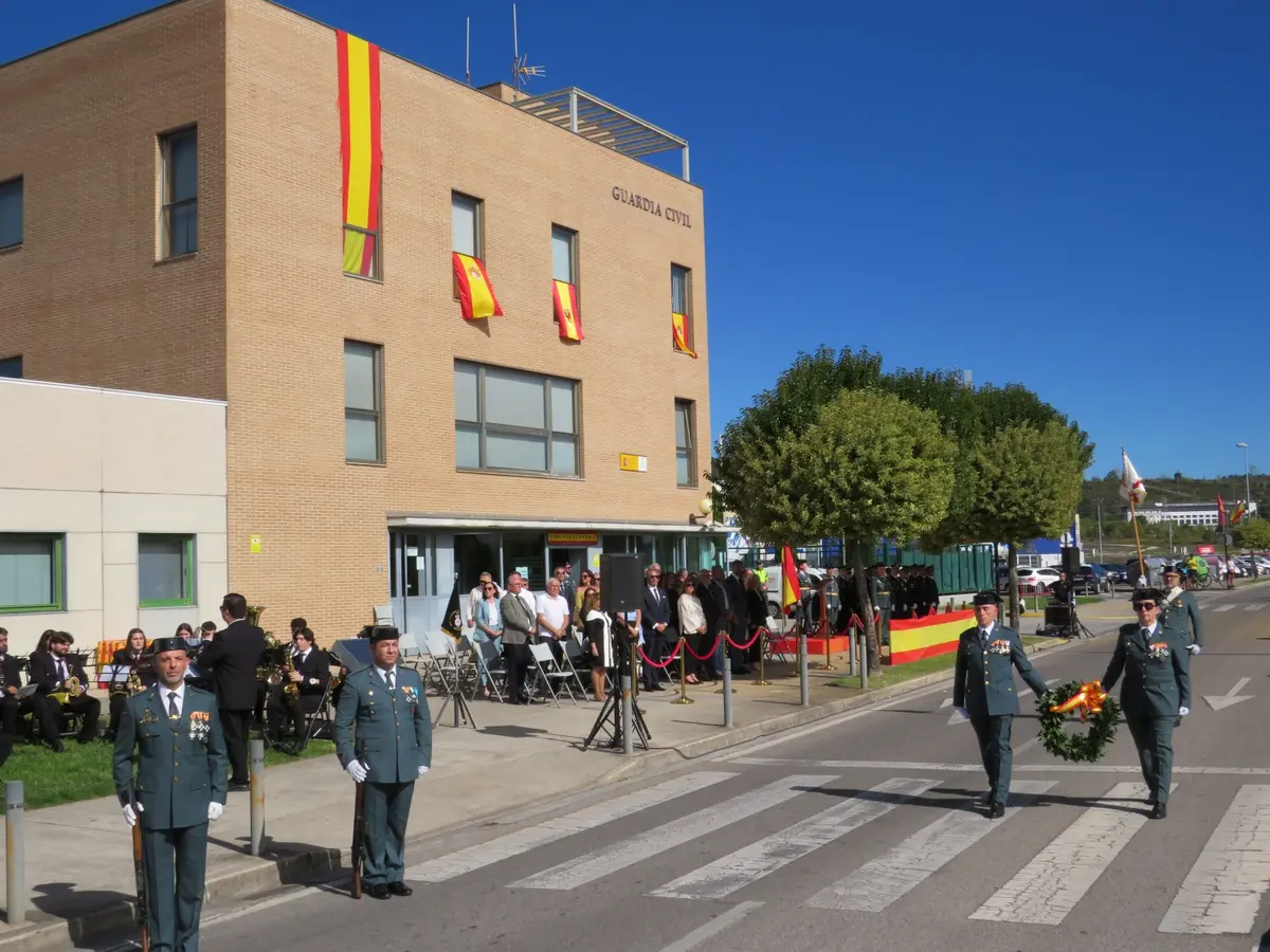 Misa y condecoraciones en la celebración de la Guardia Civil en Ponferrada