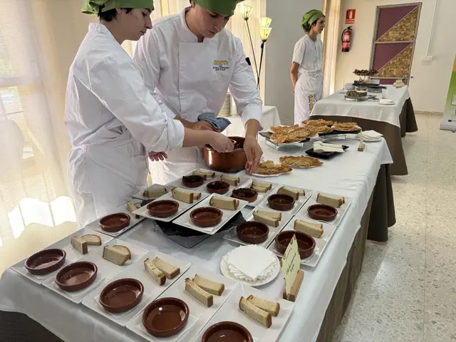 El centro de Hostelería de San Roque vuelve a organizar su Feria de la Tapa