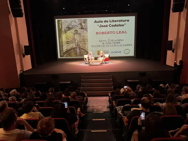 Roberto Leal abre la nueva temporada del Aula de Literatura en San Roque