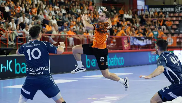 El Bathco Torrelavega busca recuperar la victoria ante el Cajasol Sevilla