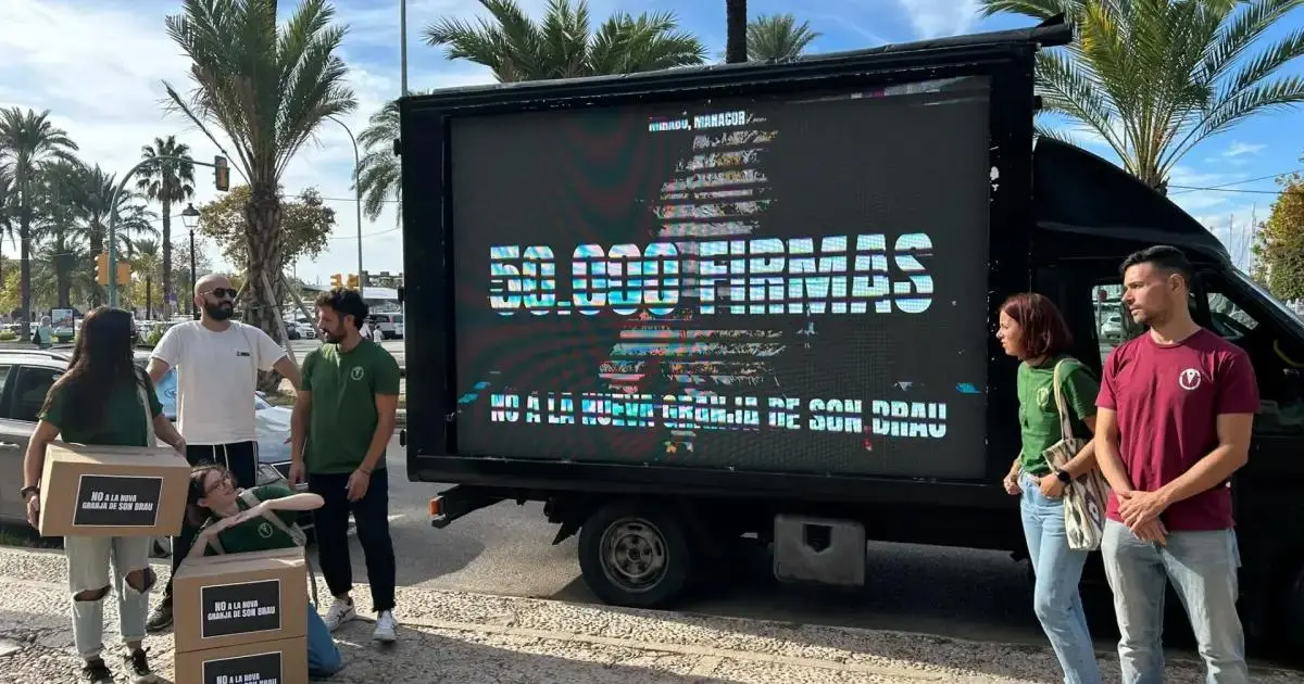 ARDE y Satya Animal entregan 50.000 apoyos contra el proyecto de Son Brau
