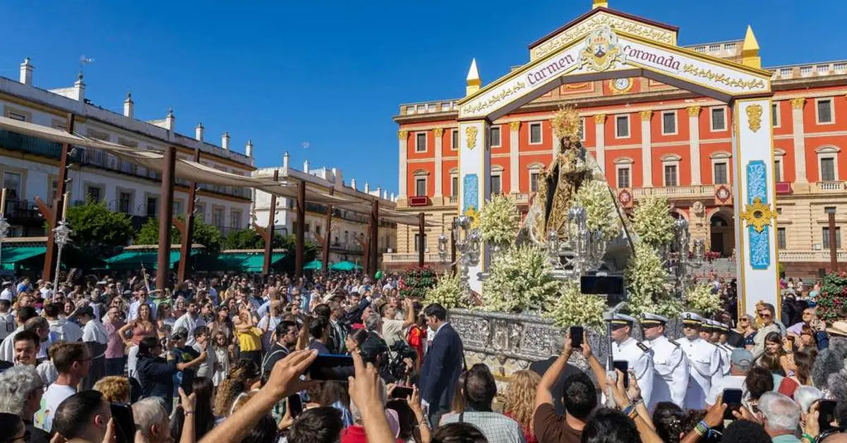 San Fernando celebra tres cuartos de siglo de la coronación de la Virgen del Carmen