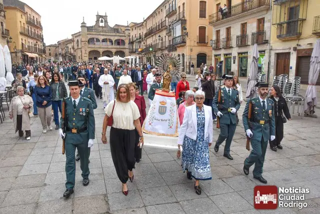 Homenajes y despedida al capitán Gater en el Pilar de Ciudad Rodrigo
