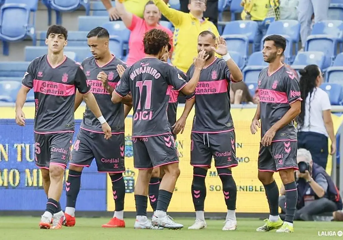 Jesé decide pronto y Las Palmas supera a la Real Sociedad B en casa