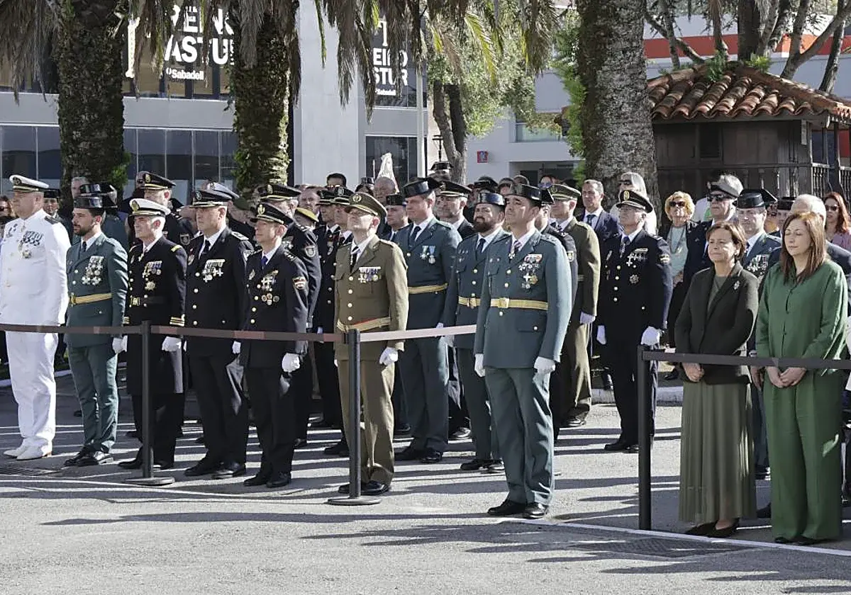 Gijón acoge el homenaje de la Guardia Civil a su patrona y a nueve agentes