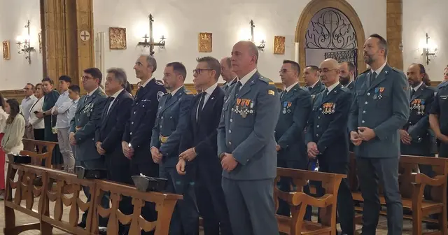 Daimiel acompaña a la Guardia Civil en la celebración de su patrona