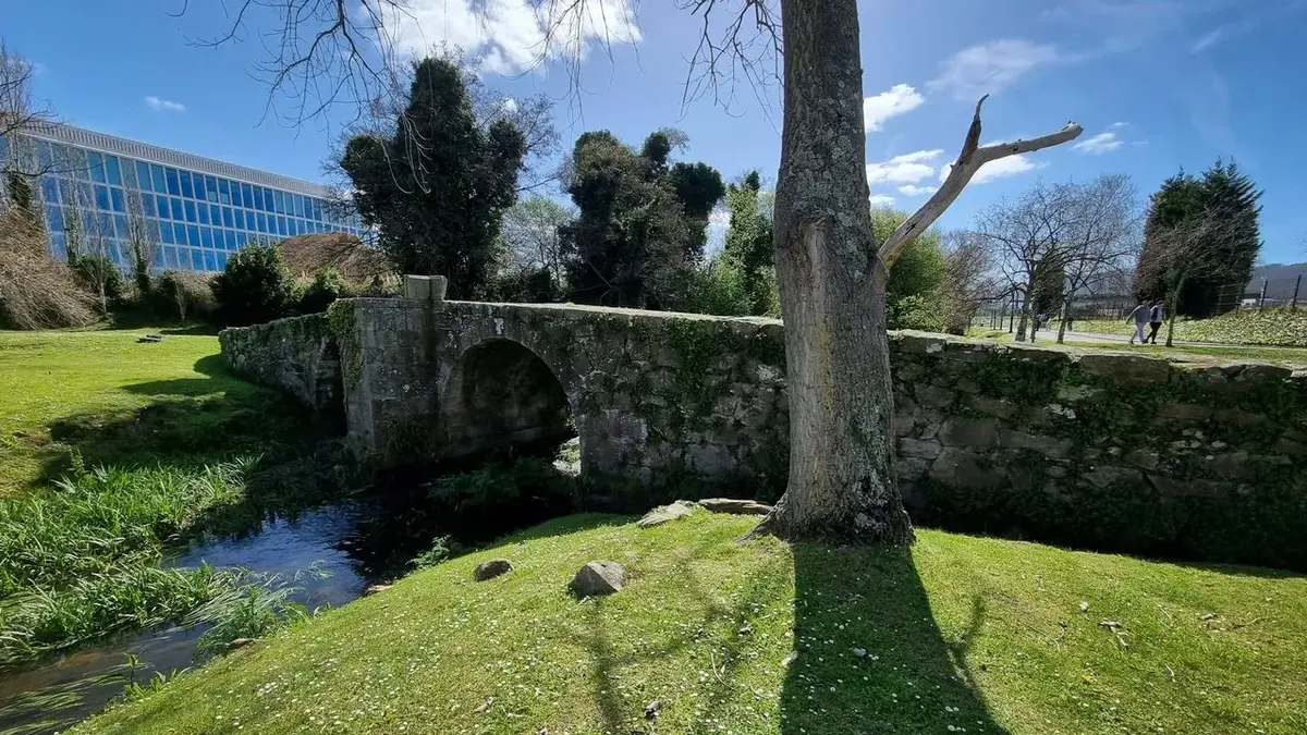 Arteixo plantea renovar el entorno del Ponte dos Brozos con una pasarela de acero