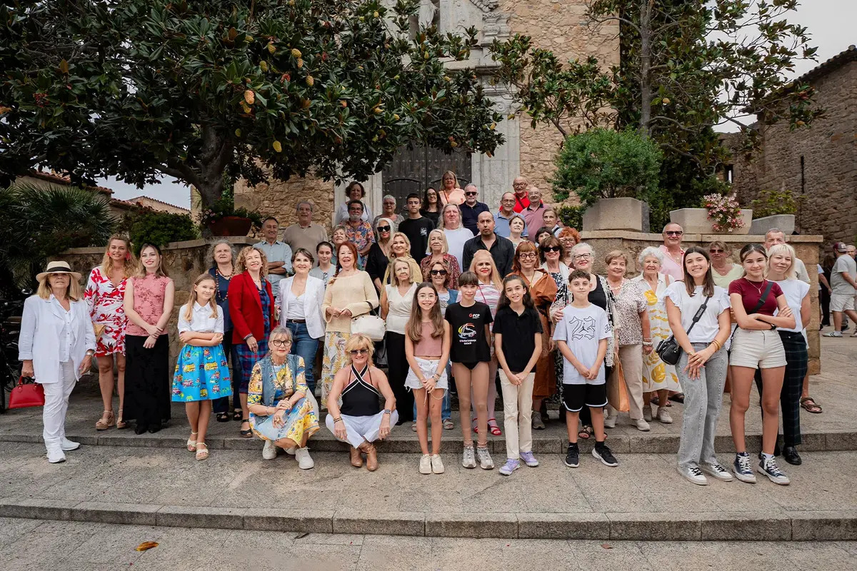 Un centenar de artistas se reúne en la Bienal de Castell d’Aro