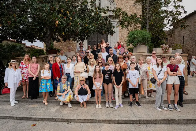 Un centenar de artistas se reúne en la Bienal de Castell d’Aro