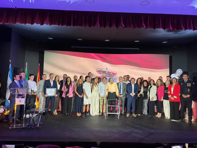 Manilva celebra la séptima edición de sus premios con reconocimientos y emoción