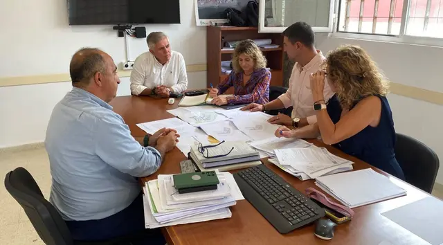 Manilva analiza nuevas vías para impulsar vivienda pública