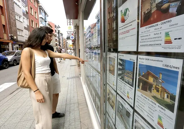 Gijón registra fuertes caídas en la oferta de alquiler de temporada y larga estancia