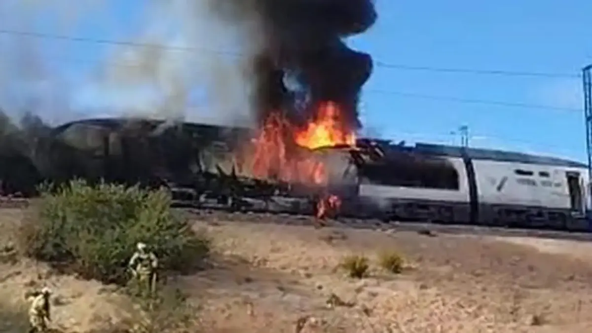 El incendio de un AVE mantiene demoras de hasta 45 minutos en Delicias
