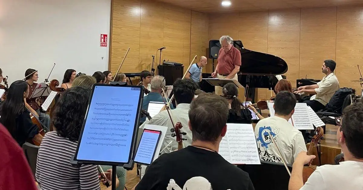 La Orquesta Clásica de Vigo inicia temporada con un programa de Mozart