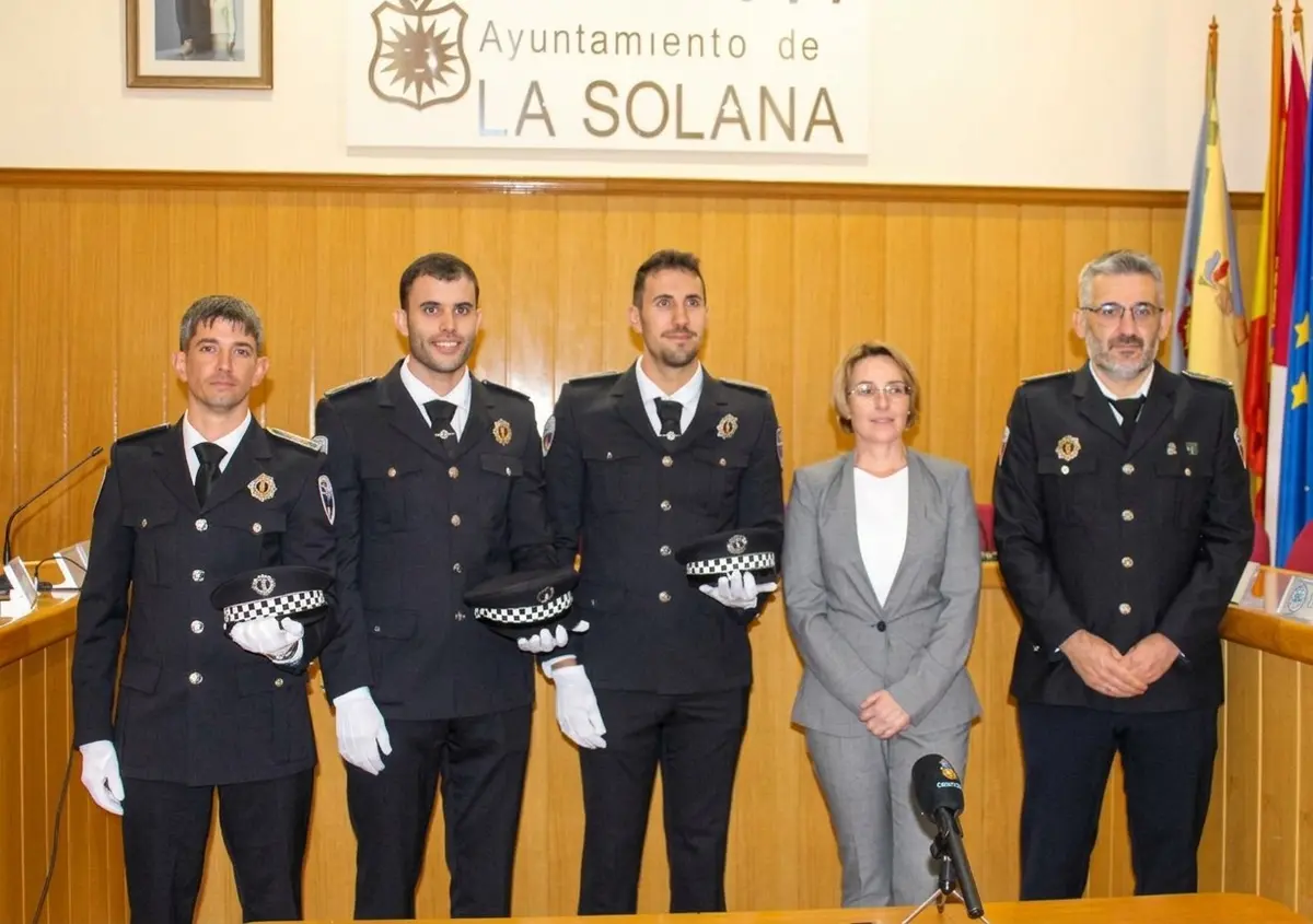 La Policía Local de La Solana incorpora a tres agentes tras sus prácticas