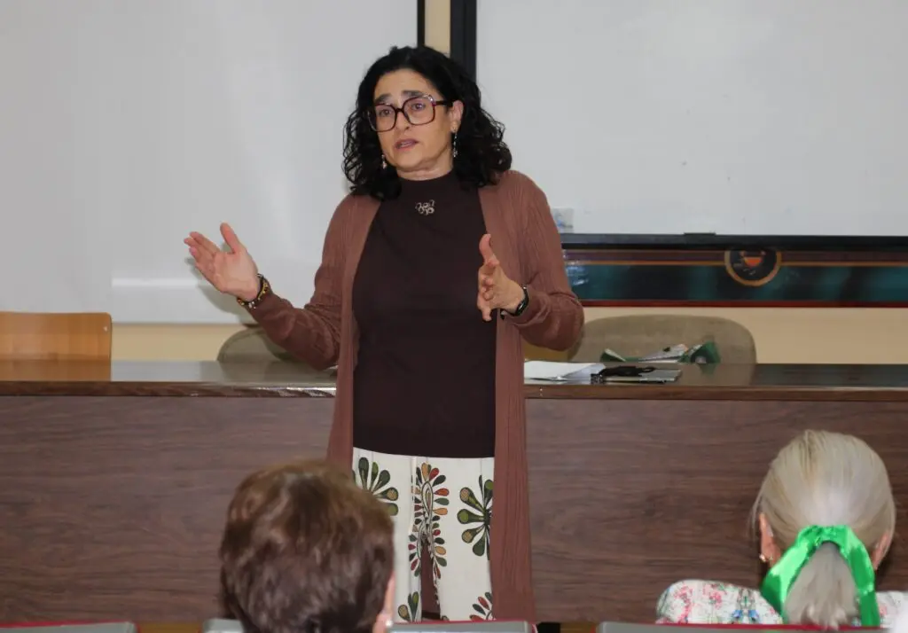 La AECC de La Solana expone las actividades previstas para los próximos meses