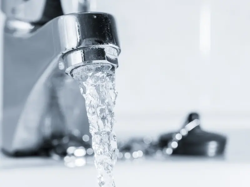 Palafolls abre las solicitudes para bonificar la cuota fija del agua a mayores de 65 años