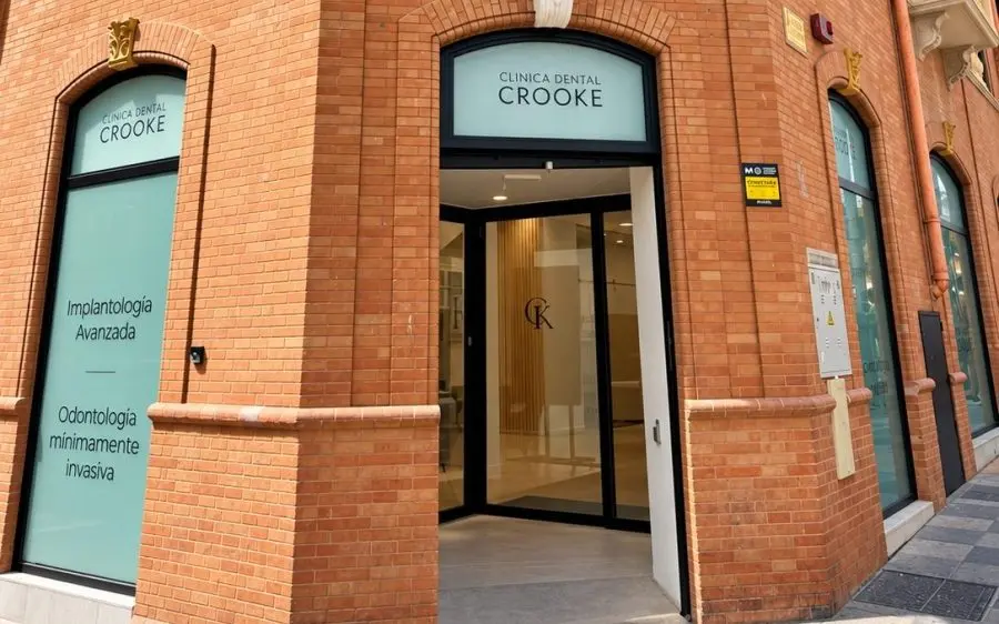 Crooke suma una nueva clínica dental en el centro de Algeciras