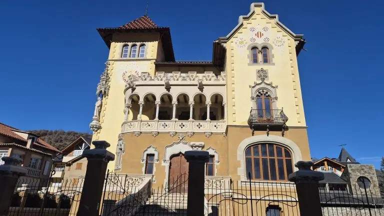Can Roig se prepara para convertirse en la nueva Aula de Cultura de Camprodon