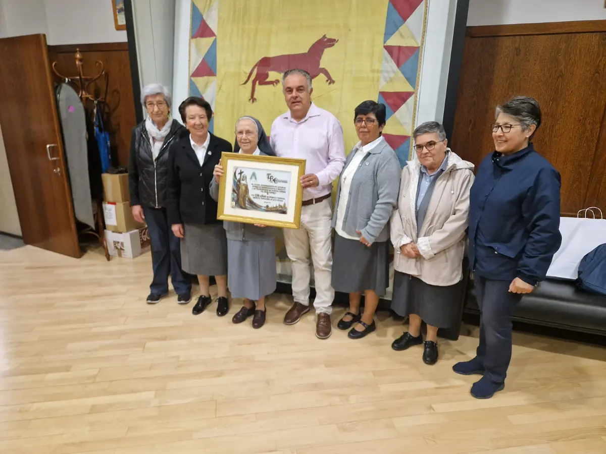 Astorga reconoce la trayectoria de las Franciscanas del Buen Consejo