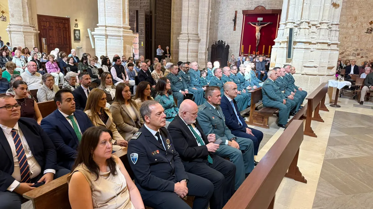Villarrobledo conmemora la Hispanidad con la Guardia Civil en San Blas