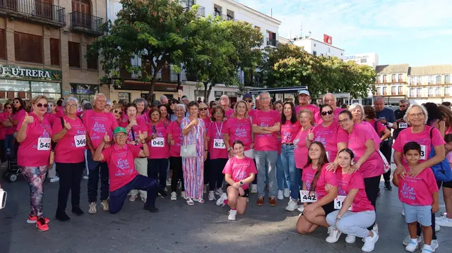 Utrera prepara una nueva marcha solidaria contra el cáncer de mama