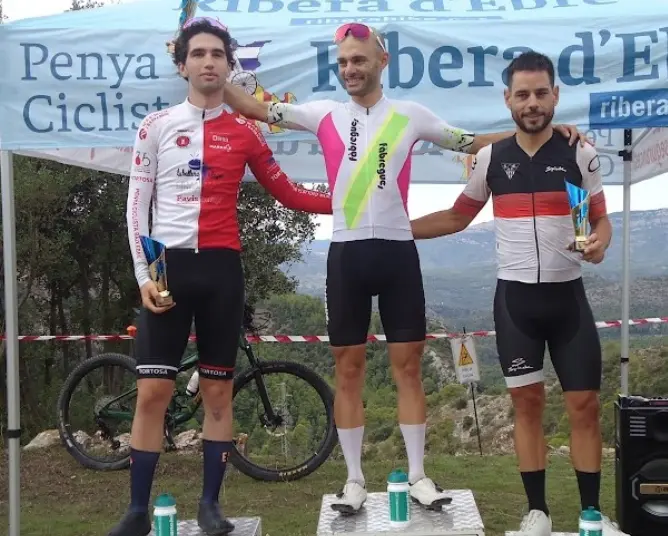 Simone Sanò se impone en la contrarreloj de la Pujada a Cardó