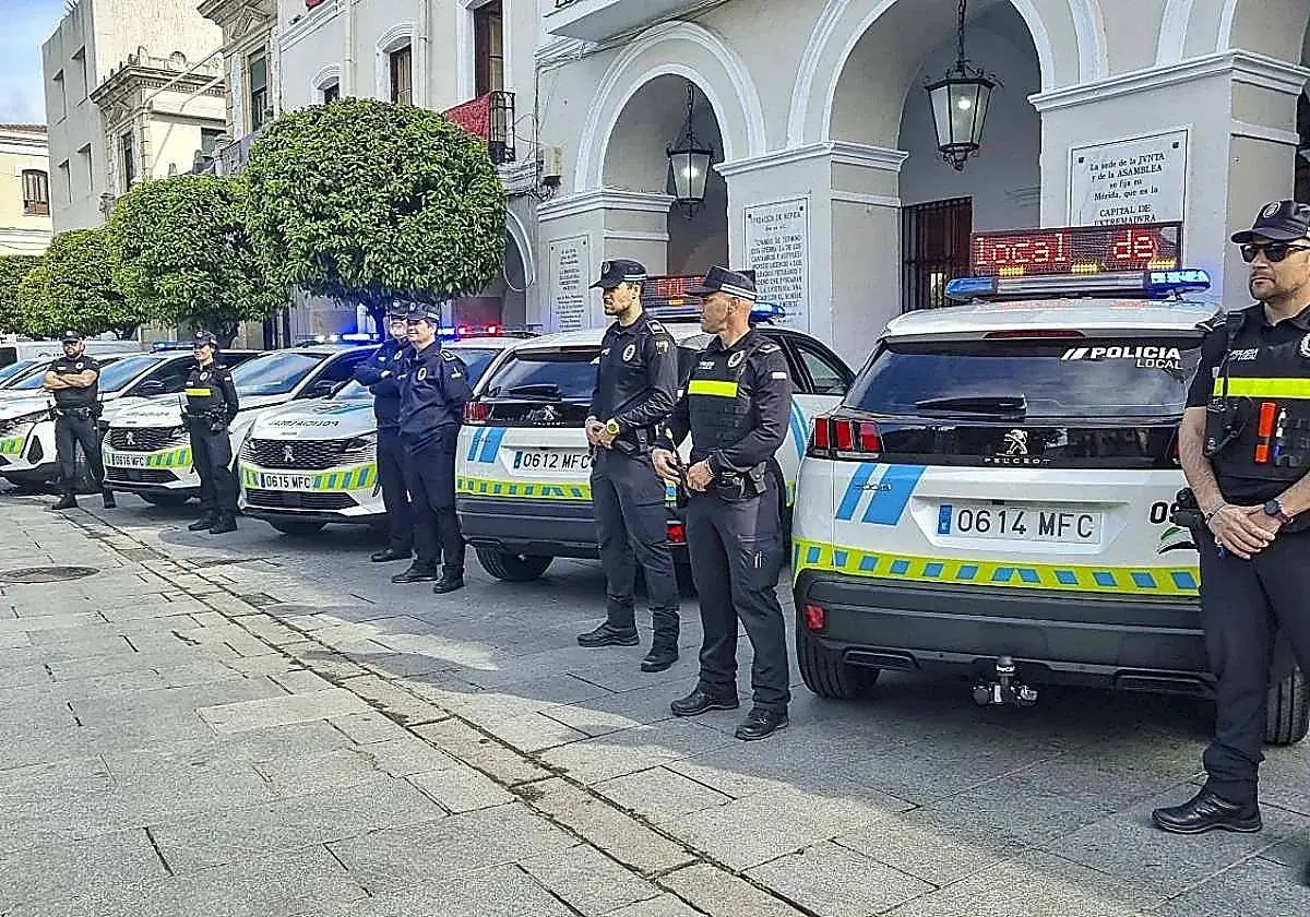 Mérida registra 19 denuncias por usar el móvil al volante en una campaña policial