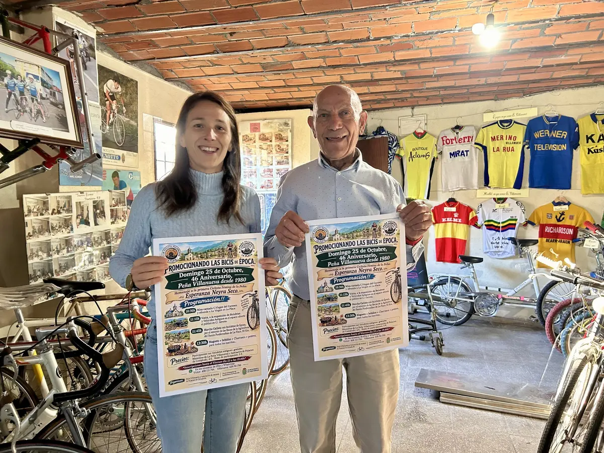 Bicicletas clásicas y magosto para celebrar a la Peña Ciclista Villanueva