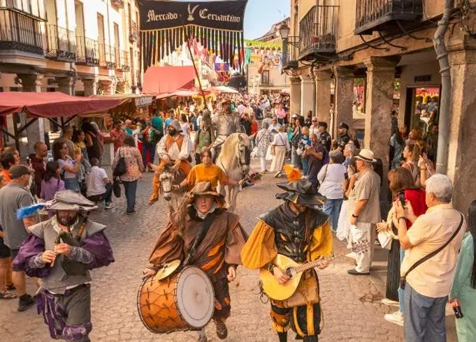 El Mercado Cervantino suma 469.830 accesos y firma su mejor edición en Alcalá
