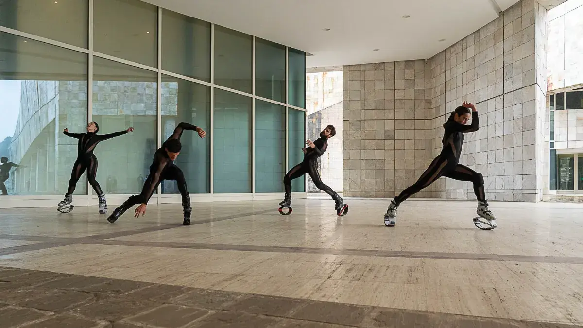 El Paranimf de la UJI programa poesía musicalizada y dos piezas de danza