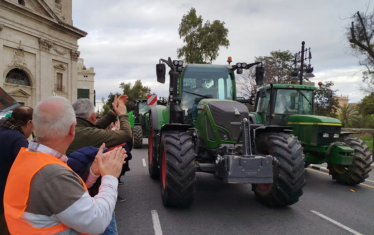 El campo valenciano lleva a Madrid su protesta por los costes y la rentabilidad