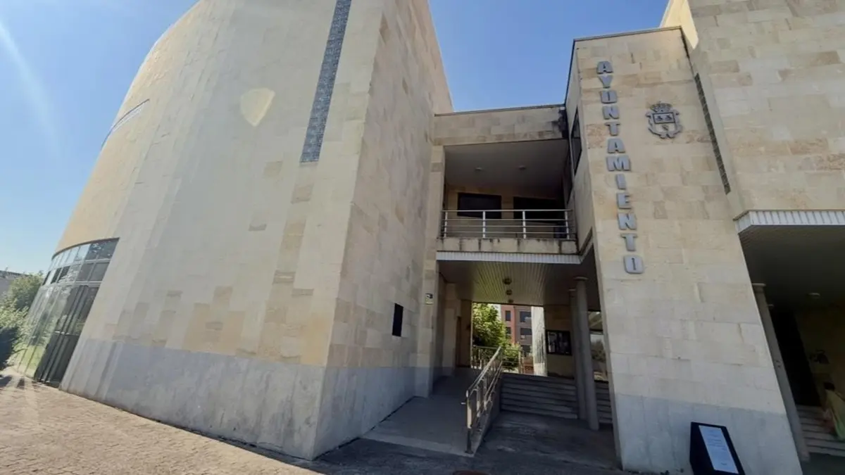 A licitación la gestión de la cafetería del centro de mayores de Trobajo