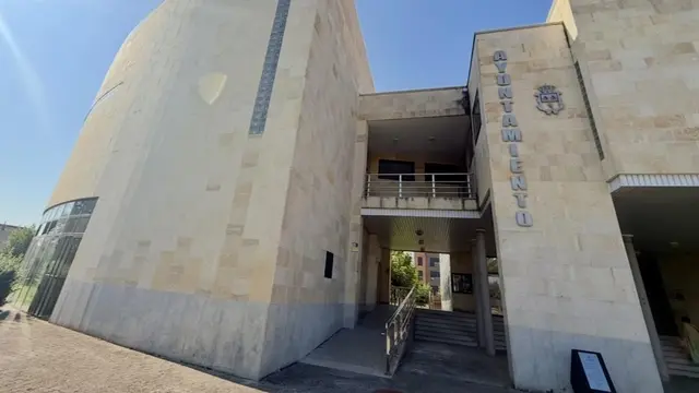 A licitación la gestión de la cafetería del centro de mayores de Trobajo