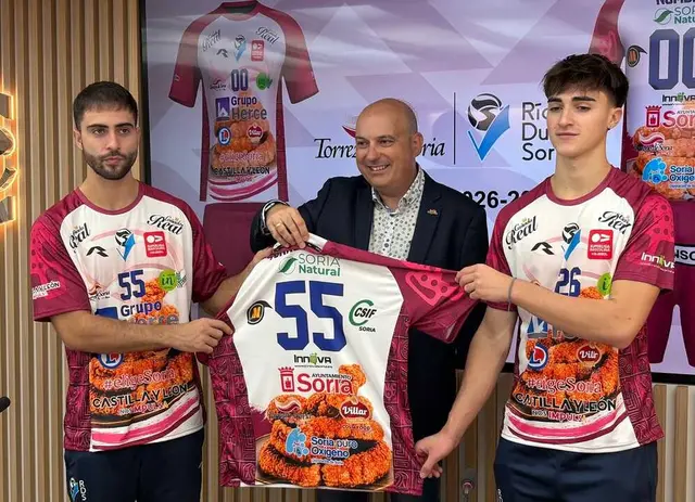 Río Duero une el torrezno soriano y la simbología celtíbera en su camiseta