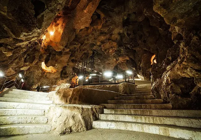Cuatro ponencias abordarán las cuevas prehistóricas en Rincón de la Victoria