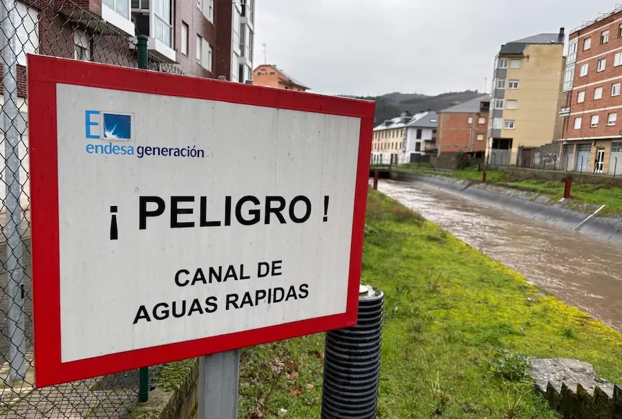 Ponferrada da luz verde unánime a cubrir el canal de Cornatel