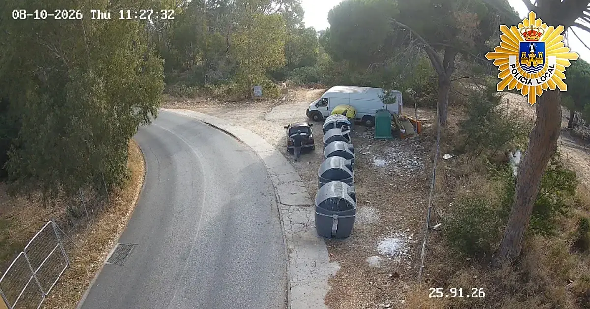 Cámaras permiten identificar y denunciar vertidos de muebles y residuos en El Puerto