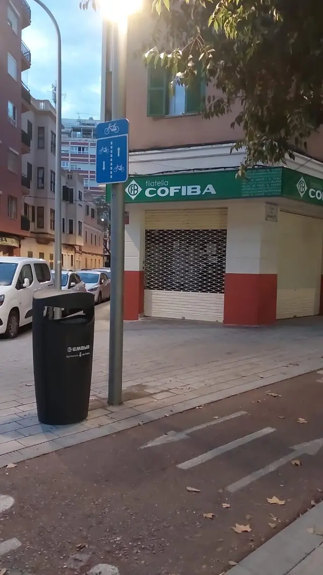 Palma suma 81 papeleras de 120 litros en ubicaciones estratégicas