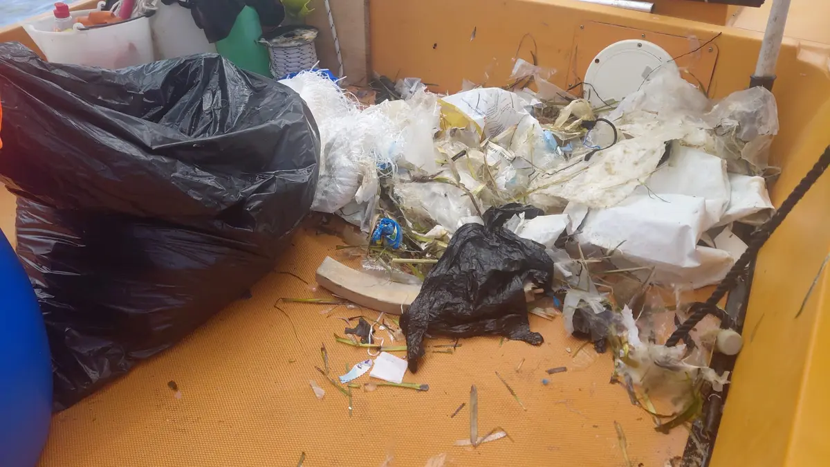 Formentera suma más de 400 kilos de residuos recogidos en su litoral durante septiembre