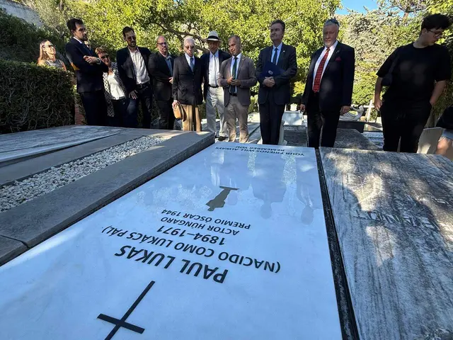 Benalmádena y Hungría recuerdan a Paul Lukas en el 55 aniversario de su muerte