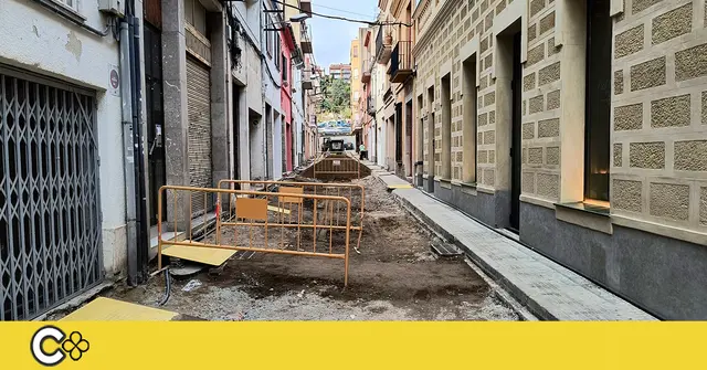 La calle Roser inicia su transformación para ganar espacio peatonal