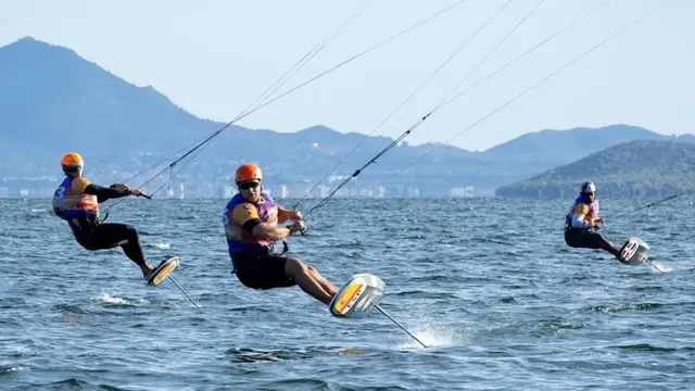El regatista del Nàutic Cambrils Marcelo Cairo logra el título nacional de Formula Kite