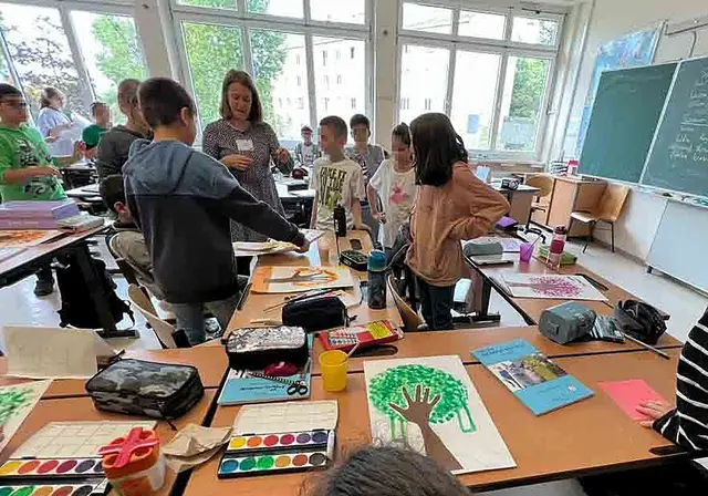 El CEIP Pablo Picasso de Laredo recibe un reconocimiento europeo por sus proyectos Erasmus+