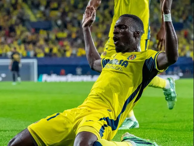 El Villarreal logra ante el Napoli su primer triunfo en la Champions