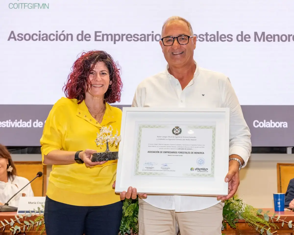 Un reconocimiento forestal distingue en Madrid a ASEFOME y a dos carboneros