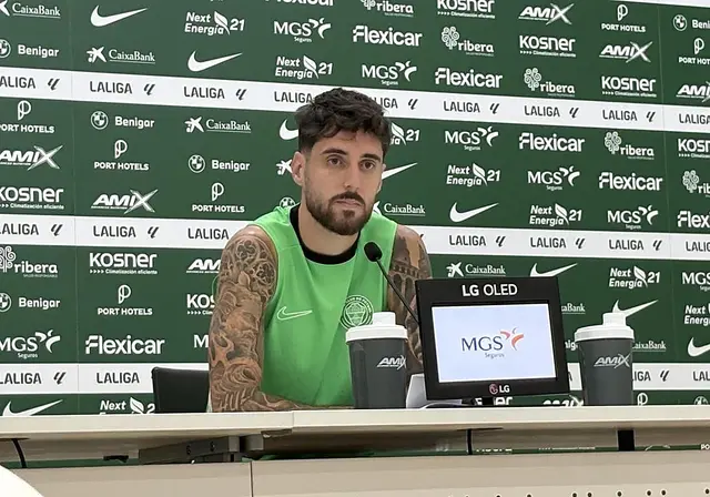 Fer Niño afronta con emoción su vuelta a La Cerámica y respalda al Elche