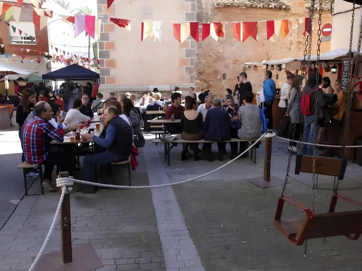 La Llosa anuncia un mercado medieval con desfile de Halloween y fuego