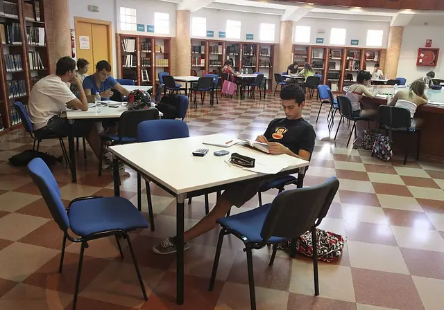 Caligrafía romana y literatura, en la agenda de la Biblioteca de Mérida