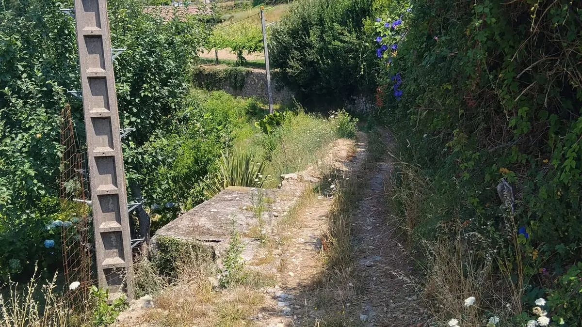 Sanxenxo prevé ensanchar y renovar el Camiño de Guillabai